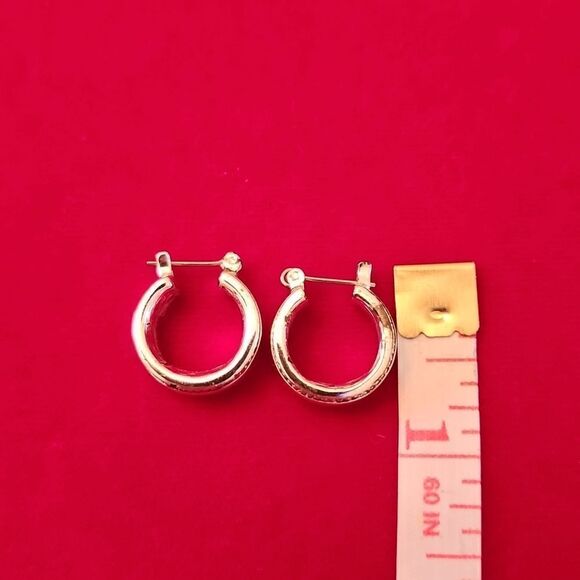 Vintage Napier Silver Plated Small Hoop Earrings - Picture 4 of 4